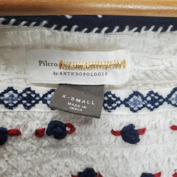 Pilcro Embroidered Flowy Tank Womens XS Smocked White/Red/Blue - Picture 8 of 8